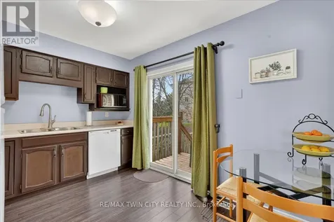 636 Grange Crescent Waterloo ON N2T 2L9