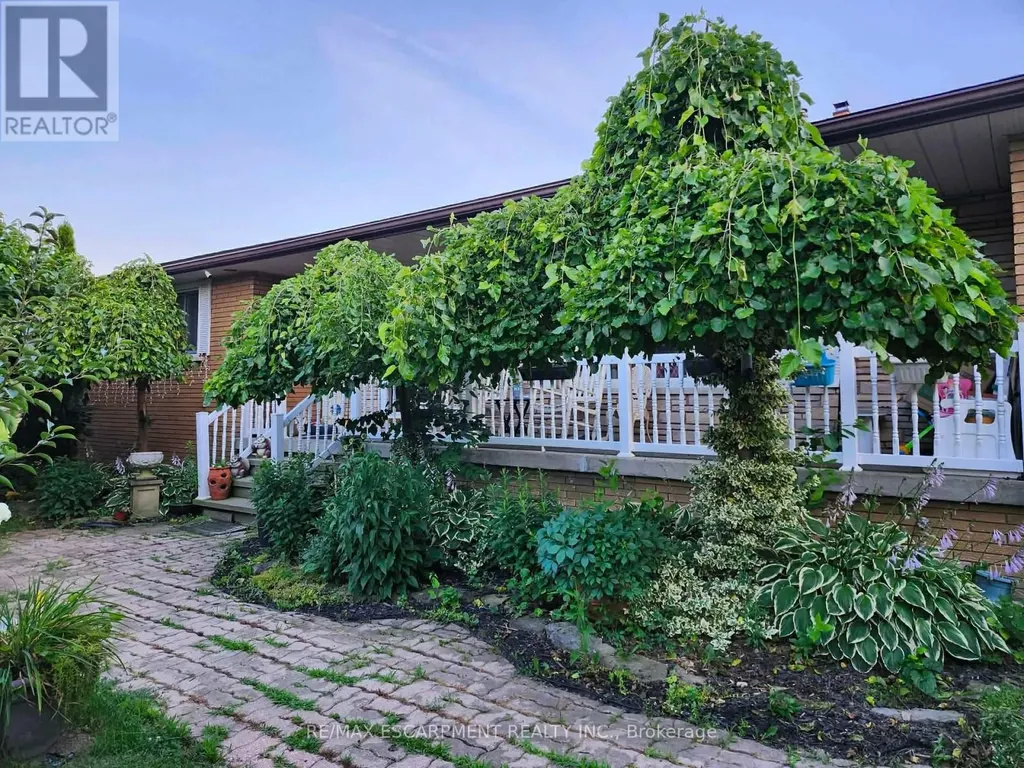 1549 Guyatt Road Hamilton ON L0R 1C0
