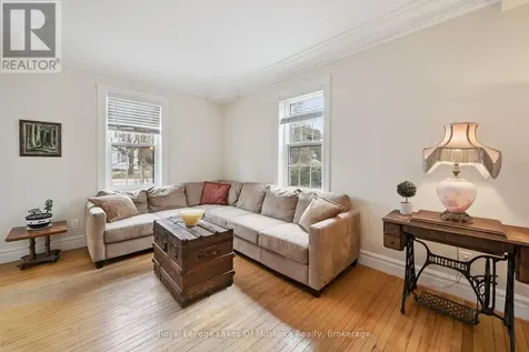212 James Street Bracebridge ON P1L 2B8