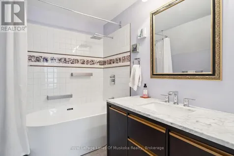 212 James Street Bracebridge ON P1L 2B8