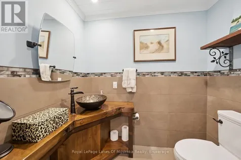 212 James Street Bracebridge ON P1L 2B8