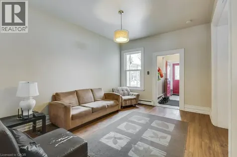802 Waterloo Street London ON N6A 3W4