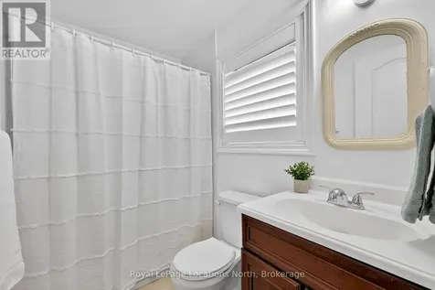 33 Telfer Road Collingwood ON L9Y 5H5
