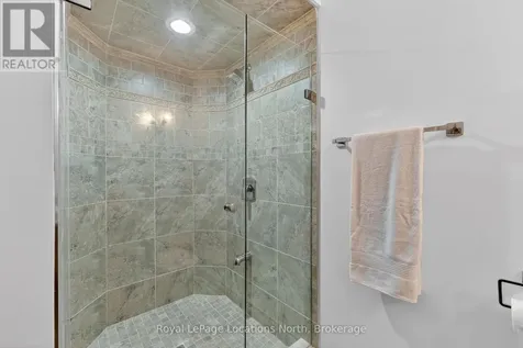 33 Telfer Road Collingwood ON L9Y 5H5