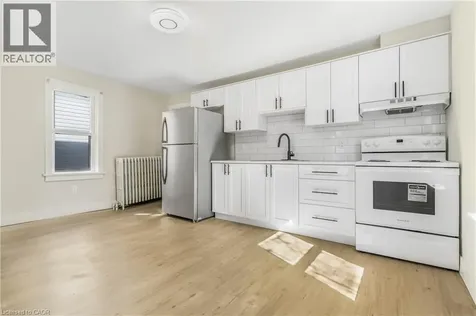 16 Albert Street Welland ON L3B 4L2