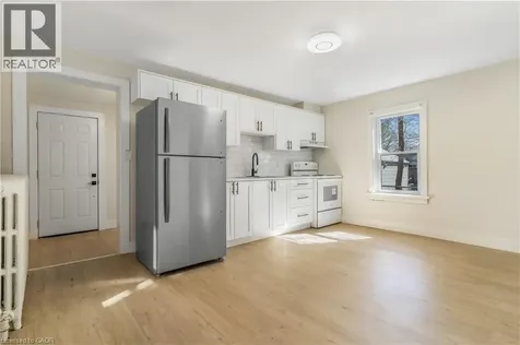 16 Albert Street Welland ON L3B 4L2