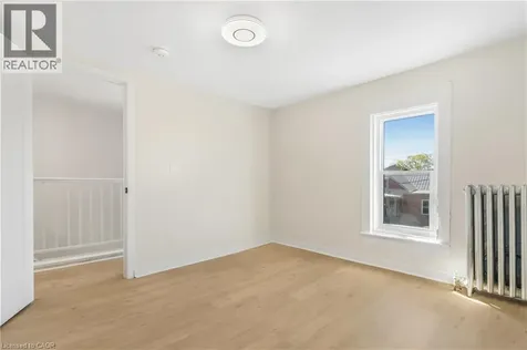 16 Albert Street Welland ON L3B 4L2