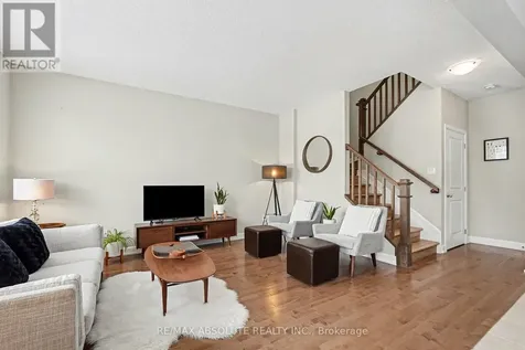 633 Geranium Walk Ottawa ON K2S 2J3