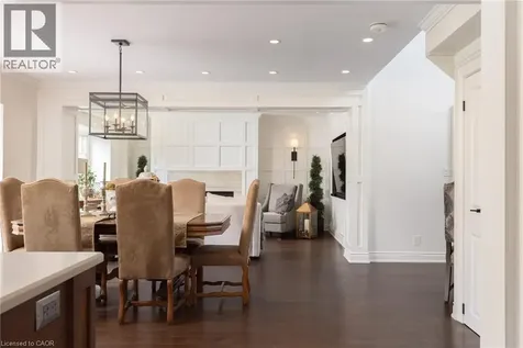 392 Aspen Forest Drive Oakville ON L6J 6H5