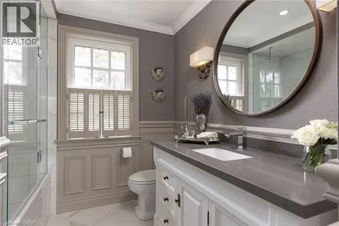 392 Aspen Forest Drive Oakville ON L6J 6H5