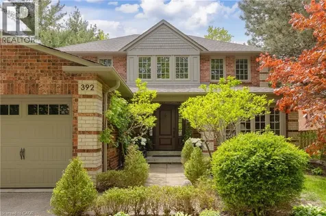 392 Aspen Forest Drive Oakville ON L6J 6H5