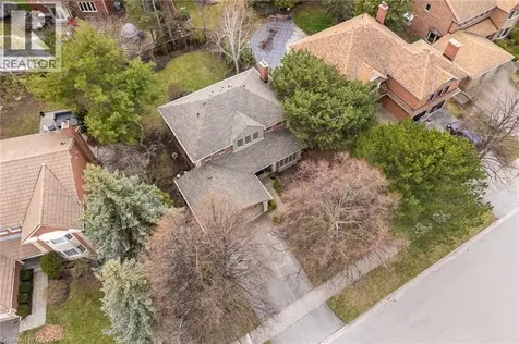 392 Aspen Forest Drive Oakville ON L6J 6H5