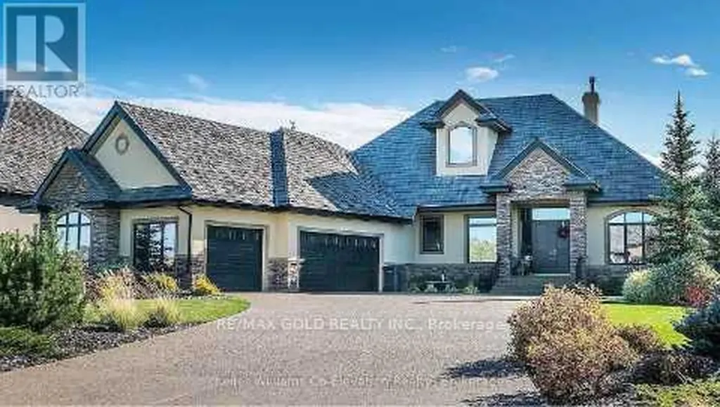5 Mountain Basin Drive Mcdougall ON P2A 2W9