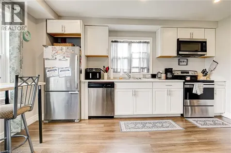 78 Price Avenue Welland ON L3C 3Y2