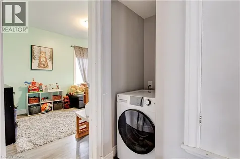 78 Price Avenue Welland ON L3C 3Y2