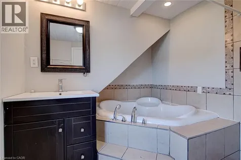 78 Price Avenue Welland ON L3C 3Y2