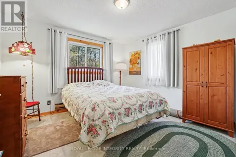 961 11th Concession Road Lanark Highlands ON K0G 1M0