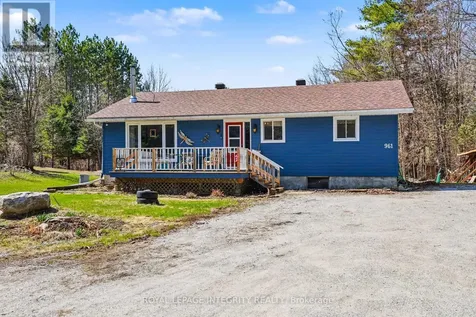 961 11th Concession Road Lanark Highlands ON K0G 1M0