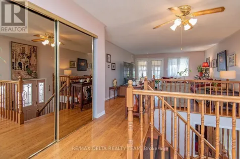 892 Beauchamp Avenue Ottawa ON K1C 3A7