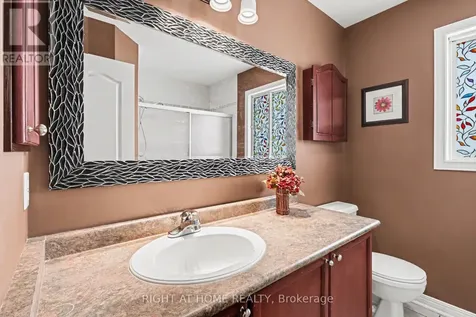 257 Stoneway Drive Ottawa ON K2G 6E9