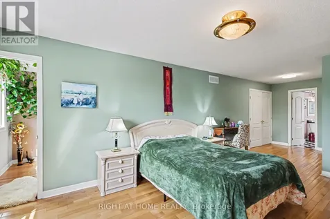 257 Stoneway Drive Ottawa ON K2G 6E9