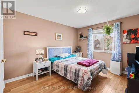 257 Stoneway Drive Ottawa ON K2G 6E9