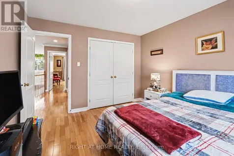 257 Stoneway Drive Ottawa ON K2G 6E9