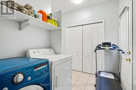 257 Stoneway Drive Ottawa ON K2G 6E9