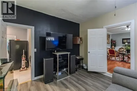 2104 Governors Road Hamilton ON L0R 1J0