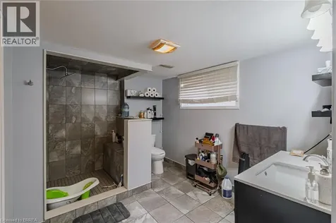 2104 Governors Road Hamilton ON L0R 1J0