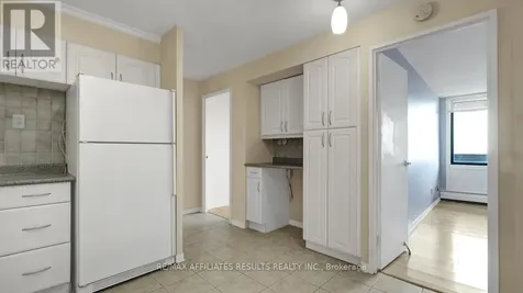 415 Greenview Avenue Ottawa ON K2B 8G5