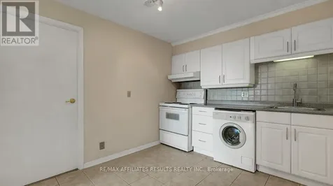 415 Greenview Avenue Ottawa ON K2B 8G5