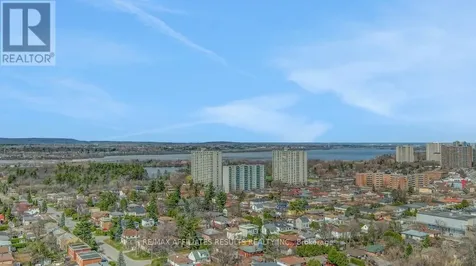 415 Greenview Avenue Ottawa ON K2B 8G5