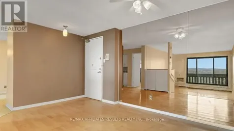 415 Greenview Avenue Ottawa ON K2B 8G5