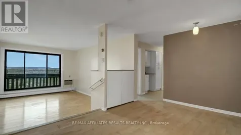 415 Greenview Avenue Ottawa ON K2B 8G5