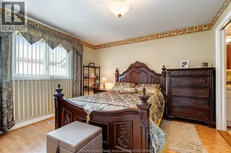 25 Regatta Drive Leamington ON N8H 5L6