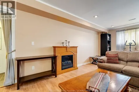 25 Regatta Drive Leamington ON N8H 5L6