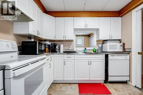 25 Regatta Drive Leamington ON N8H 5L6