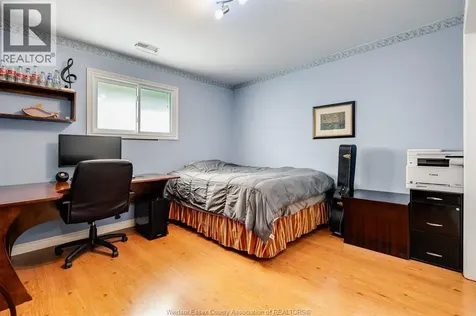 25 Regatta Drive Leamington ON N8H 5L6