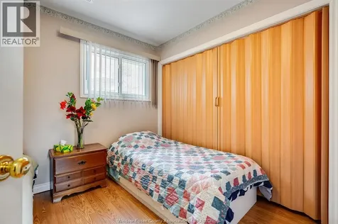 25 Regatta Drive Leamington ON N8H 5L6