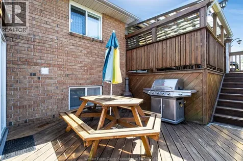 25 Regatta Drive Leamington ON N8H 5L6