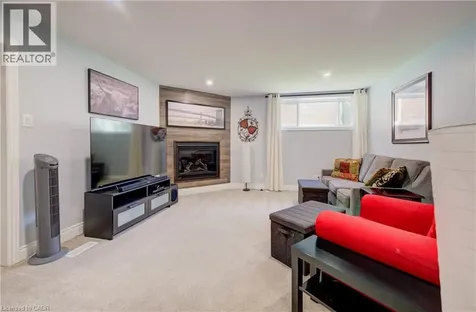 172 Rennie Drive Kitchener ON N2A 1J6