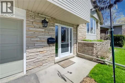 172 Rennie Drive Kitchener ON N2A 1J6