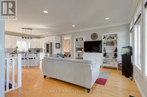 296 Glass Street St. Marys ON N4X 1E5