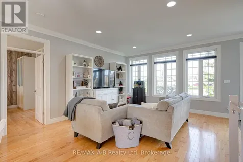 296 Glass Street St. Marys ON N4X 1E5