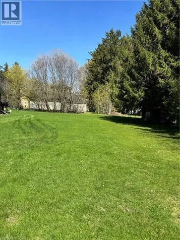 31 Christian Street Baden ON N3A 2M7