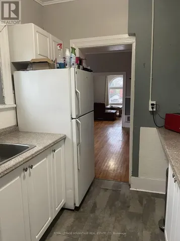 28 Mcewen Avenue Smiths Falls ON K7A 2K4