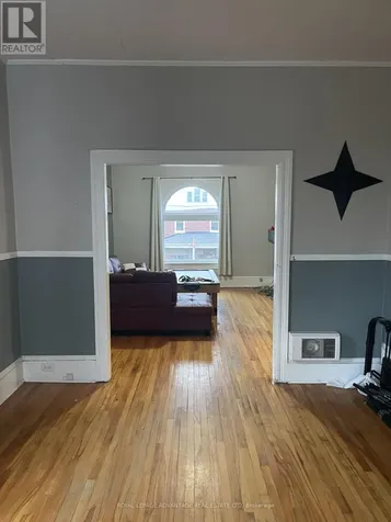 28 Mcewen Avenue Smiths Falls ON K7A 2K4