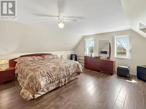 17389 Mcphail Road South Stormont ON K0C 2A0