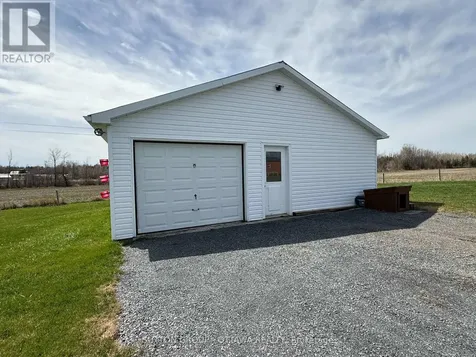 17389 Mcphail Road South Stormont ON K0C 2A0